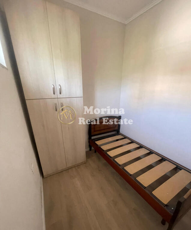 Affitto, Ingresso Privato 2+1, Comune di Parigi, 450 Euro/Mese