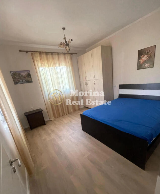 Affitto, Ingresso Privato 2+1, Comune di Parigi, 450 Euro/Mese