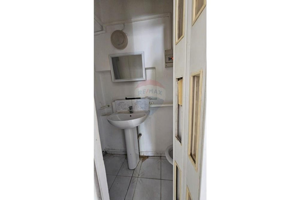 Shop for rent in Myslym Shyri !