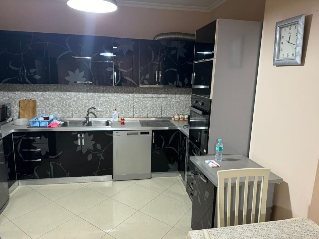 Appartamento 2+1 in affitto ad Astir