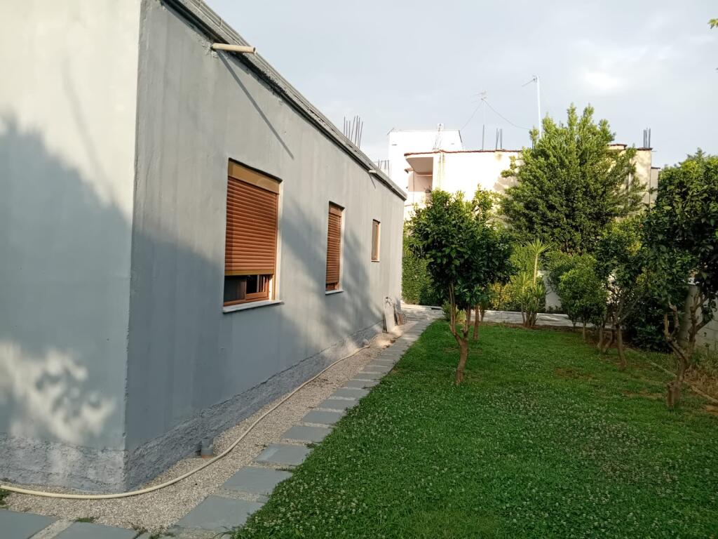 Casa Privata in Vendita a Mzez   