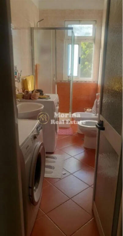 Affitto, Appartamento 2+1, Scuola Unita– Xhamia Xhura, 500 Euro/Mese.