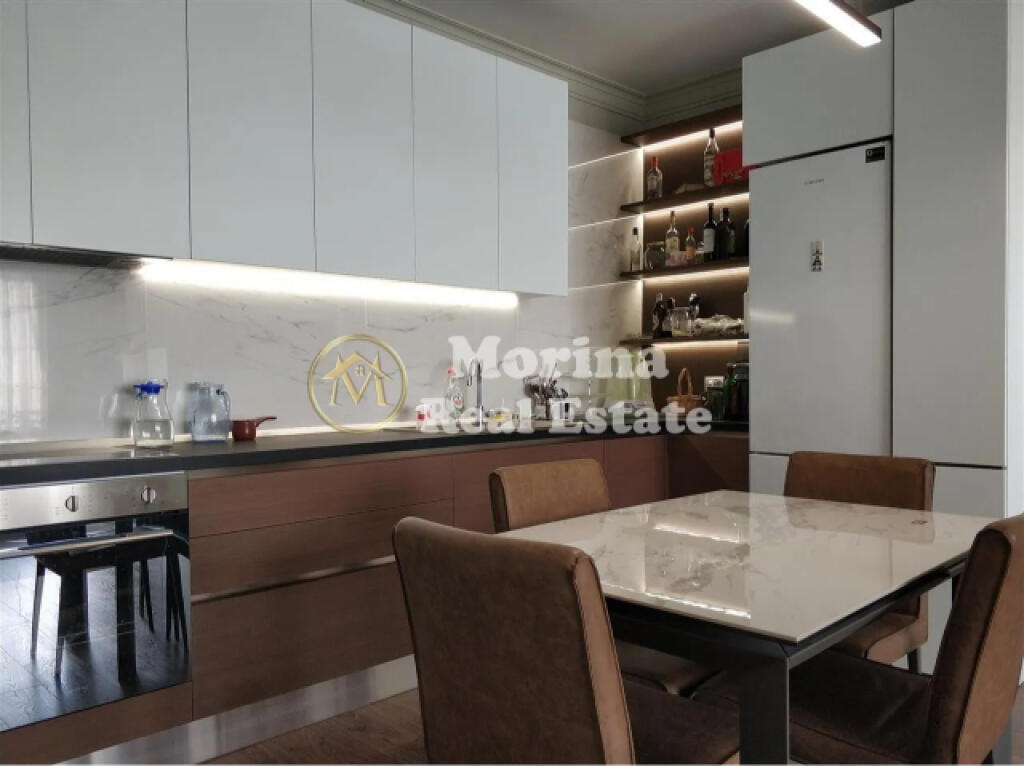 Affitto, Appartamento 2+1, Myslym Shyri, 1000 Euro/Mese
