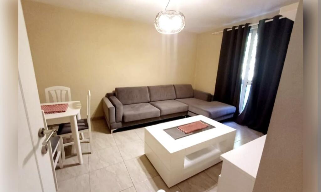 APARTMENT 2+1 FOR RENT FORMER EXHIBITION 500 €