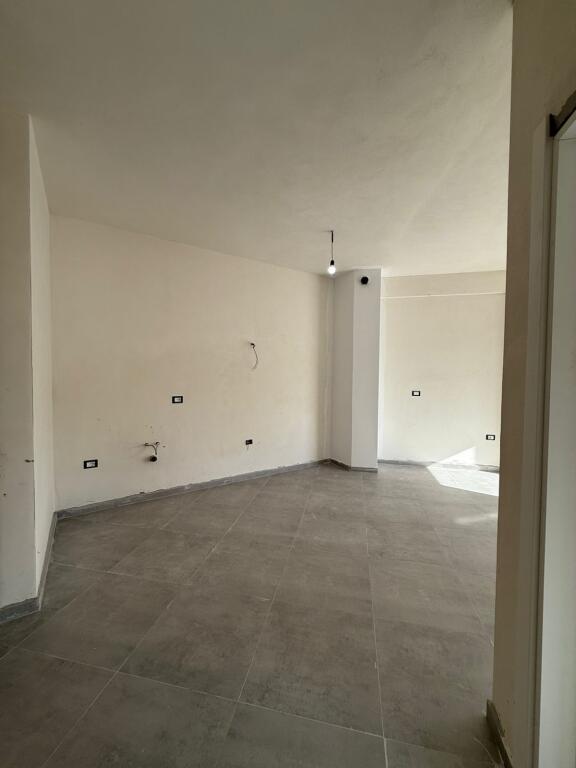 Appartamento 2+1+2 in vendita vicino al Lago Secco