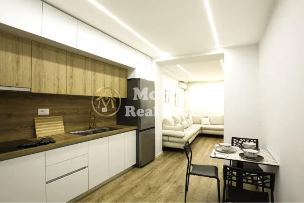 Affitto, Appartamento 1+1, Via 21 Dhjetori, 650 euro/mese