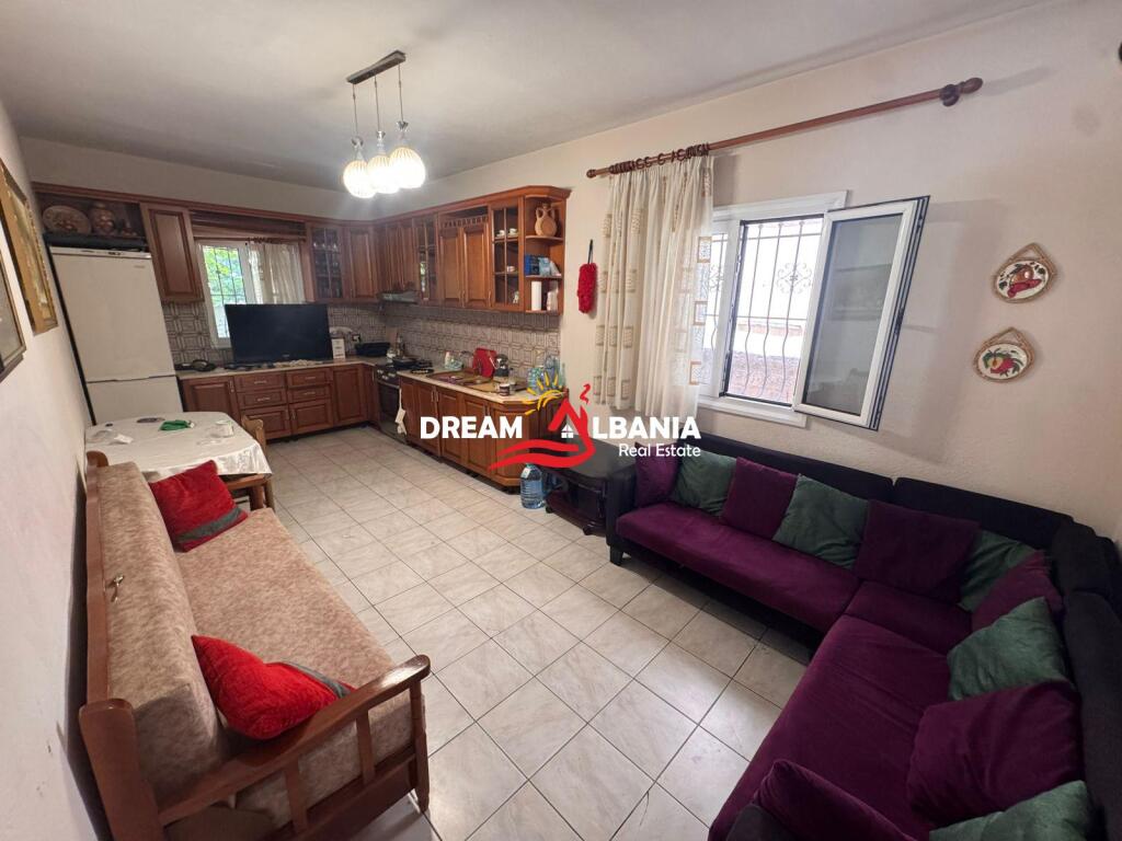 Apartment for rent 3+1+2  at Kodra e Priftit, near the European University in Tirana (ID 4251405)
