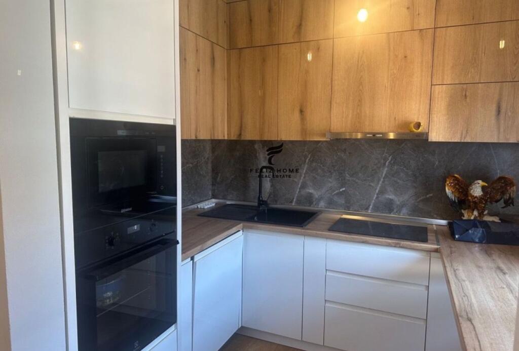 APARTMENT FOR RENT 3+1 DURRES STREET 800 EURO