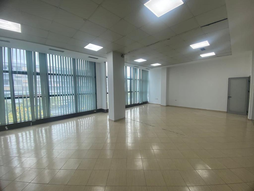 Commercial Space For Sale 📍Overpass of the Commune
