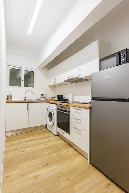 Appartamento in affitto 1+1 a Oxhaku (ID B210457) Tirana