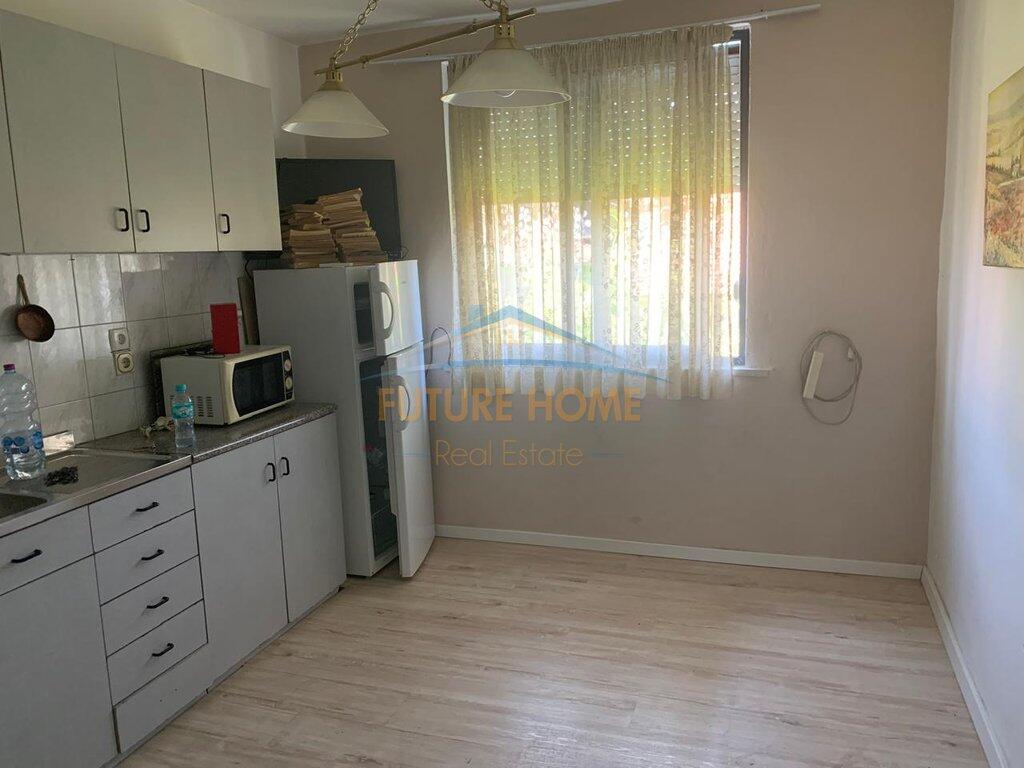 In vendita, Appartamento 2+1, Via Mine Peza, Tirana.