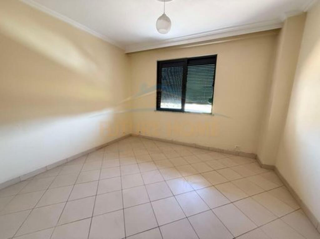 Qera, Apartament 2+1, Kamëz.