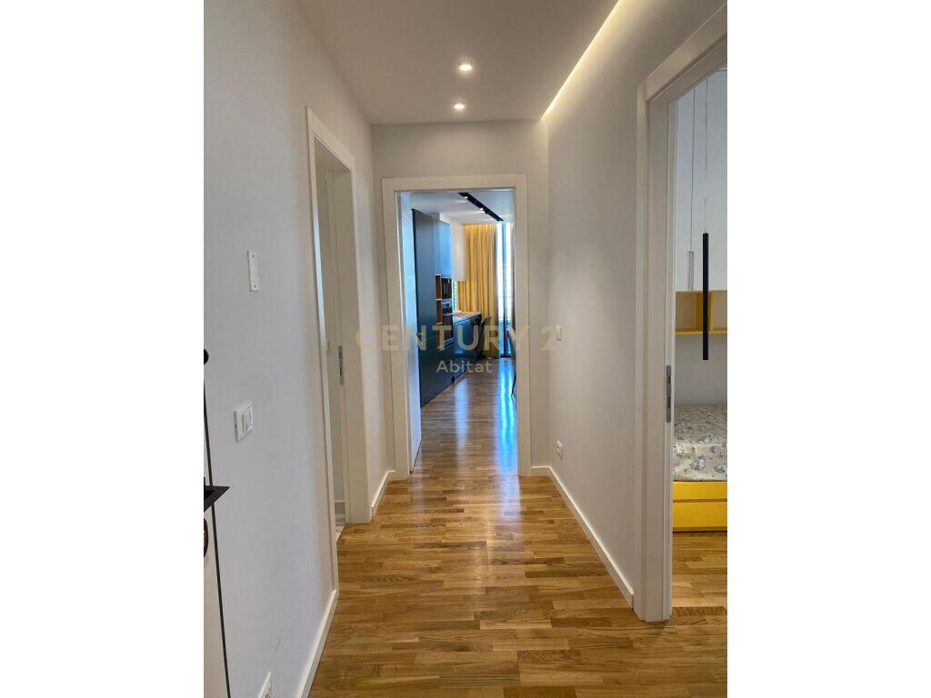 🏢 2-Bedroom + 2 Bathrooms Apartment for Sale at “Lake View” Residence