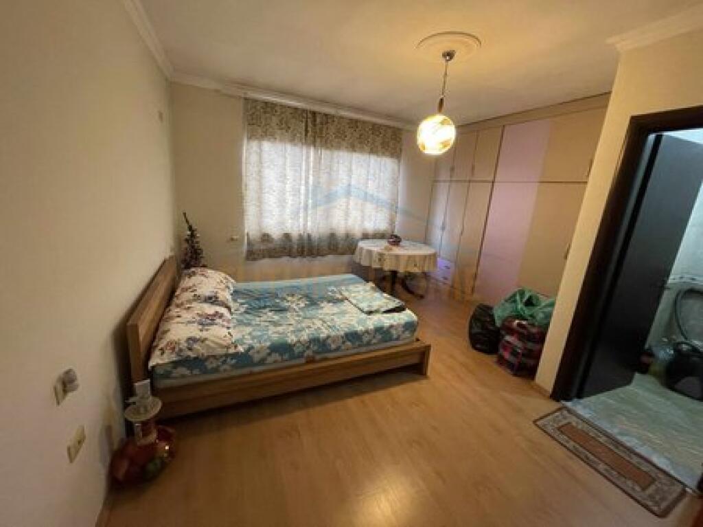 Affitto, Appartamento 2+1+2, Nuovo Anello, Tirana.
