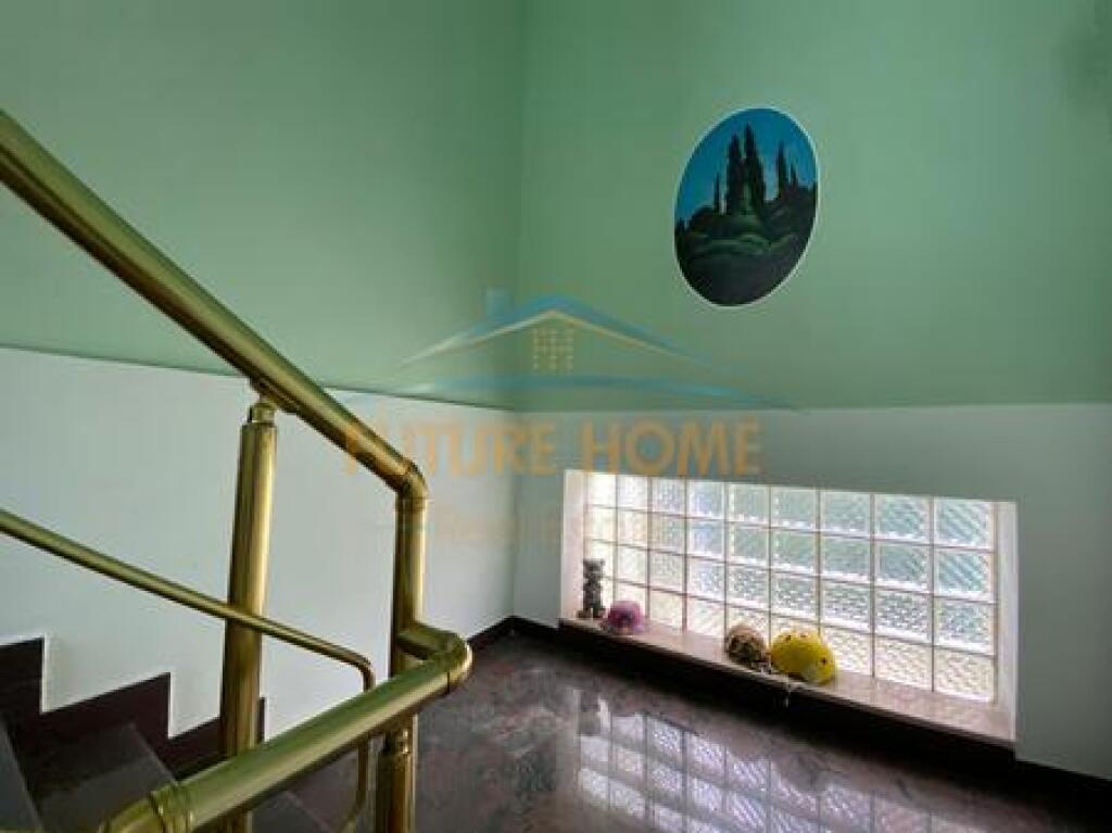 In vendita, Business Hostel, Via Durazzo