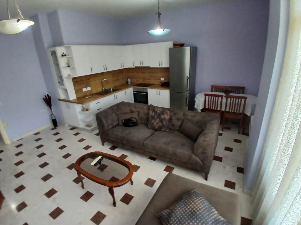 3+1, furnished, at the new market, 650 euros