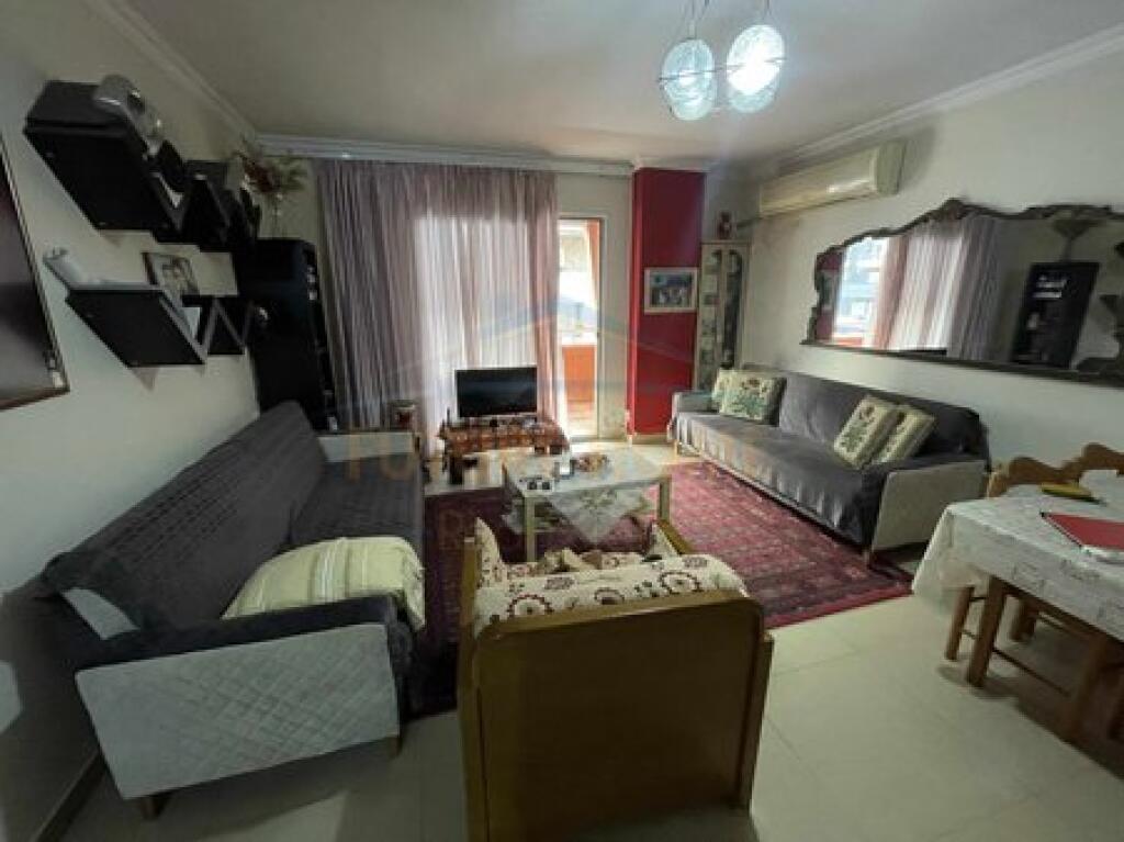 Affitto, Appartamento 2+1+2, Nuovo Anello, Tirana.