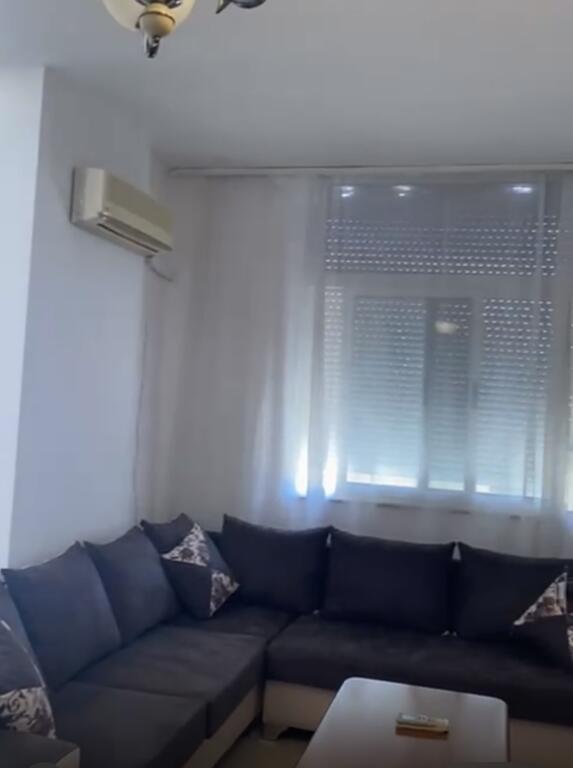 Apartament 2+1 me qira perballe Harry Fultz