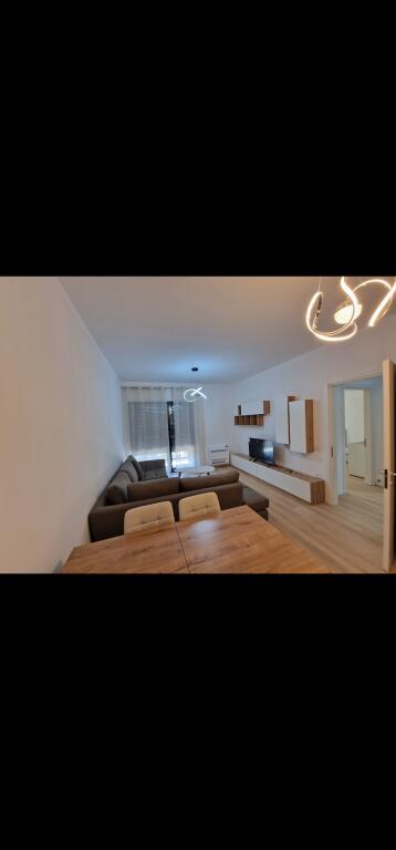 JEPET ME QERA APARTAMENT 1+1