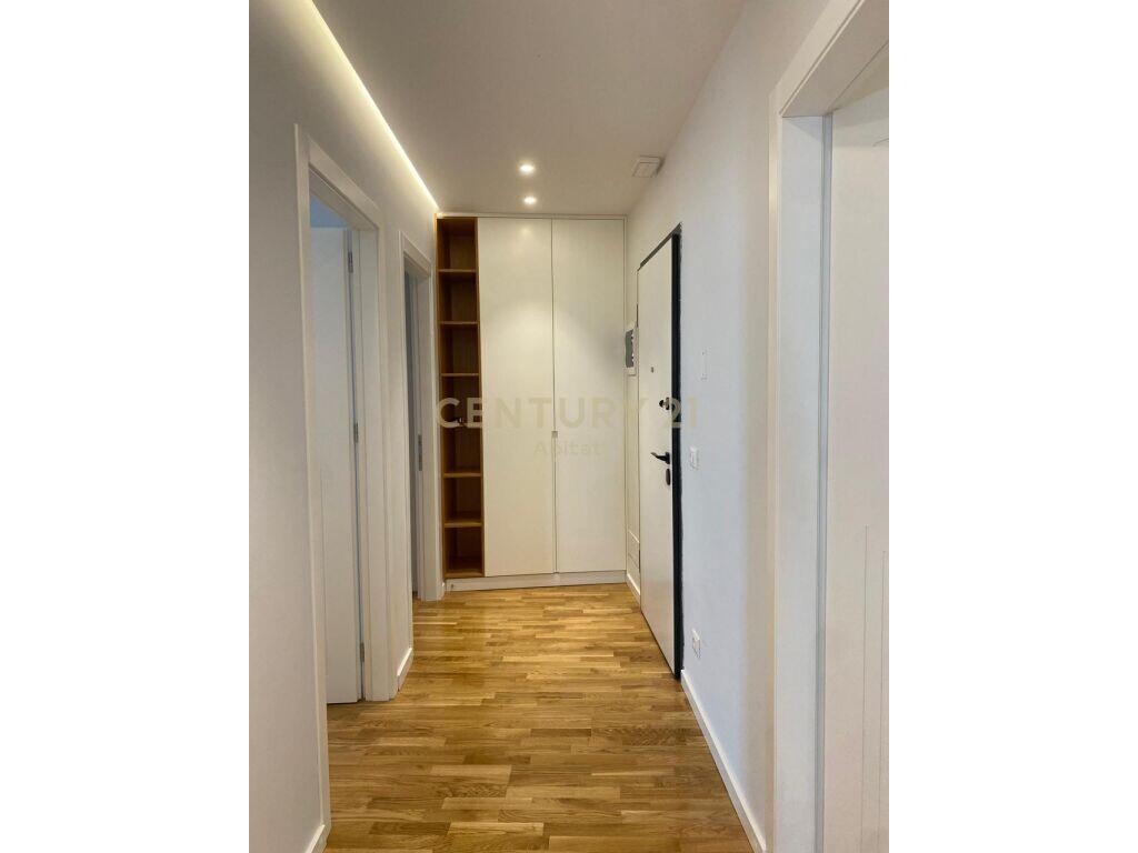 🏢 2-Bedroom + 2 Bathrooms Apartment for Sale at “Lake View” Residence