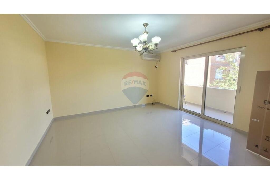 Jepet me qera apartament 2+1+Aneks+Ballkon Kati 4, 68 m² 450 € (Materniteti i ri)