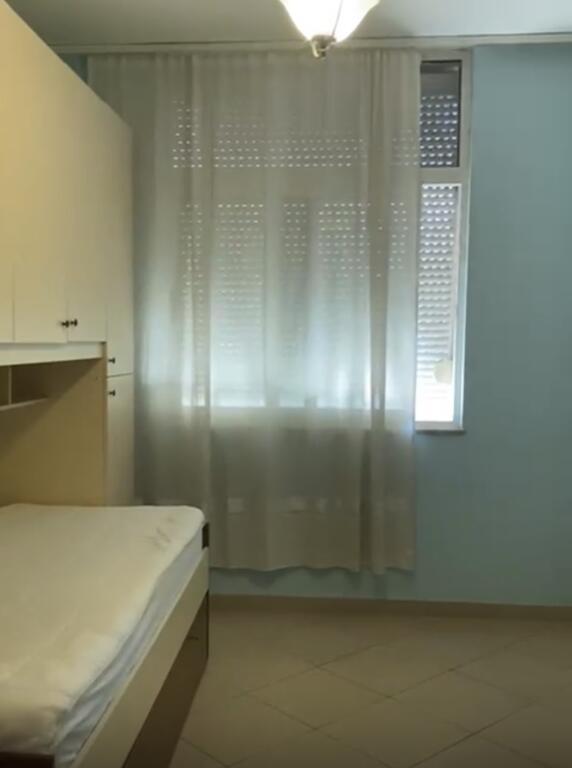 Apartament 2+1 me qira perballe Harry Fultz