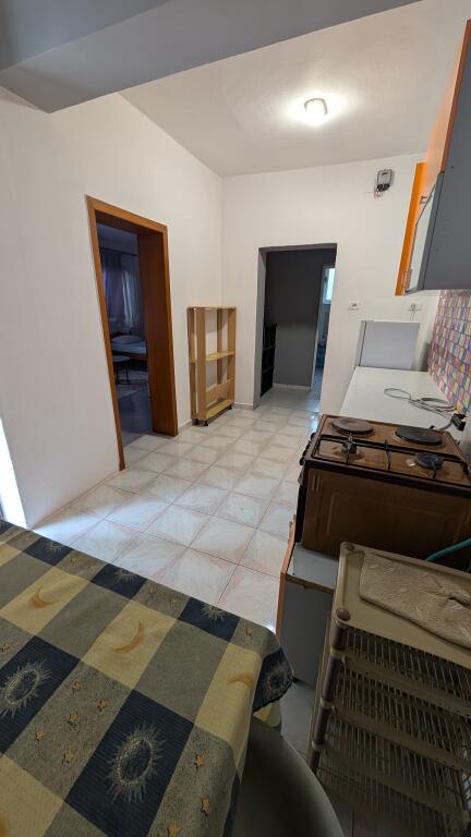 Tirane, affitto monolocale 1+1, 2° piano, 60 m² 350 € (Via Prenke Jakova)