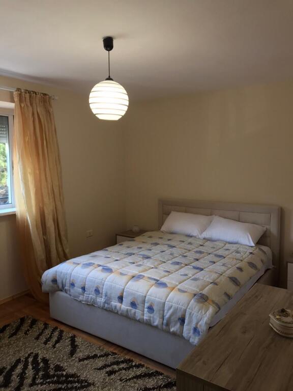 2+1,te mulliri i vjeter,21 dhjetori,e mobiluar,600 euro