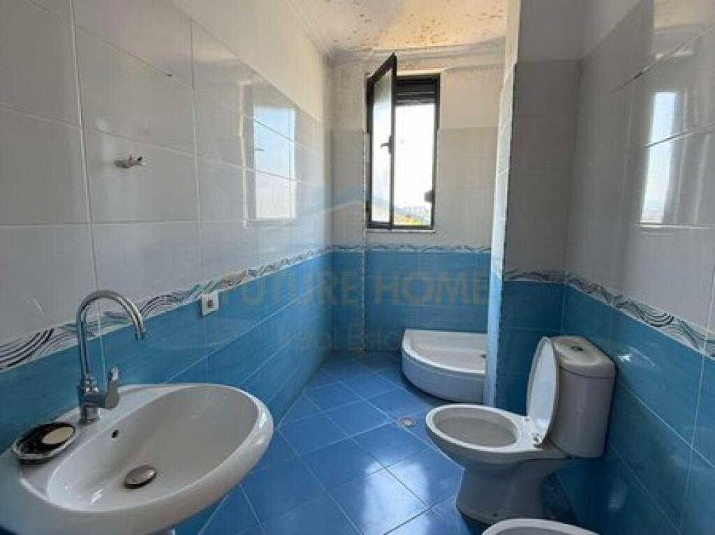 Qera, Apartament 2+1, Kamëz.