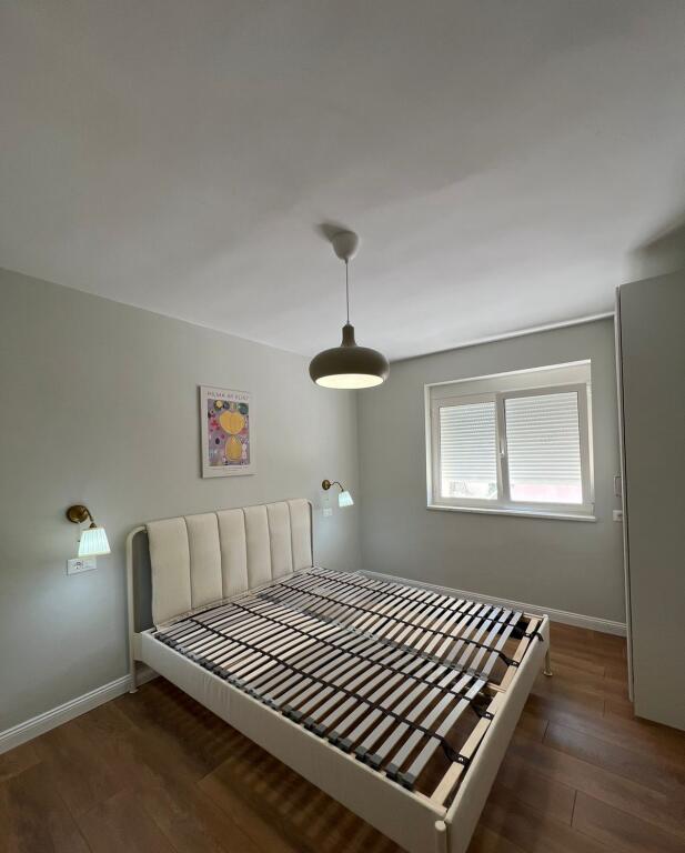 Bardhyl Street, apartment 1+1 for rent, (40,000 leke)
