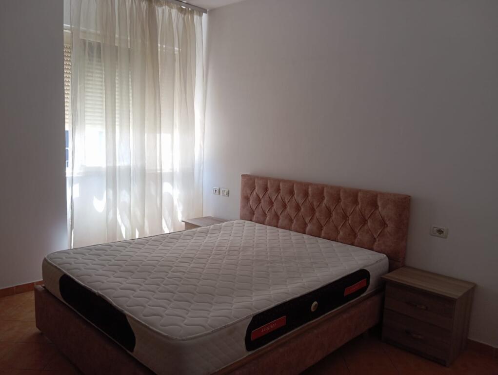 Jepet me qira 1+1 ASTIR BLV MIGJENI 400 mije