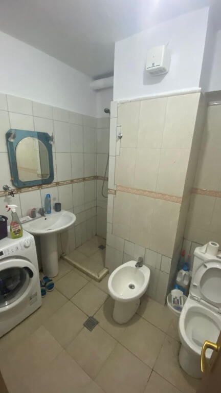 Appartamento in Affitto 1+1 in Via Elbasan (ID B2101182) Tirana.