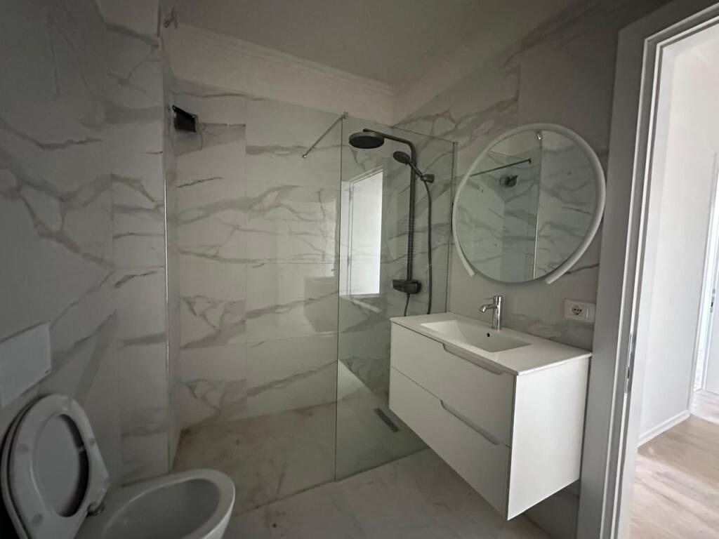 APARTMENT READY FOR LIVING AT UNIVERS CITY, 2+1+2 TIRANA