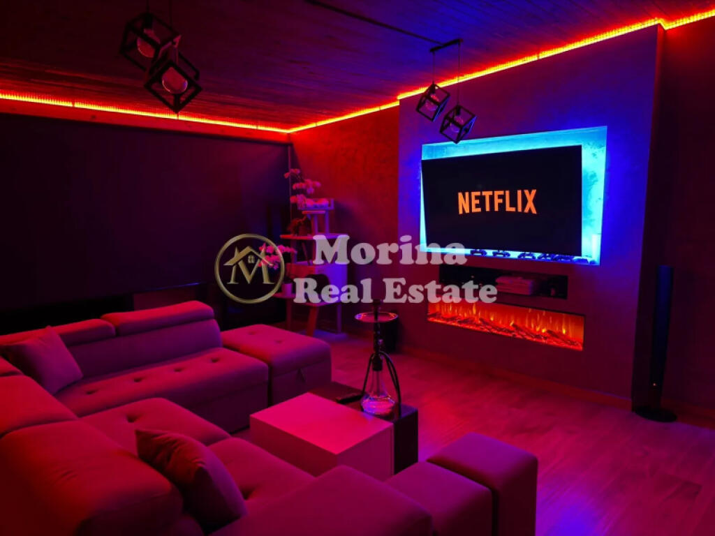 Vendita, Appartamento + Veranda, Attico, Fresku, Prezzo 300000 Euro (Rate)
