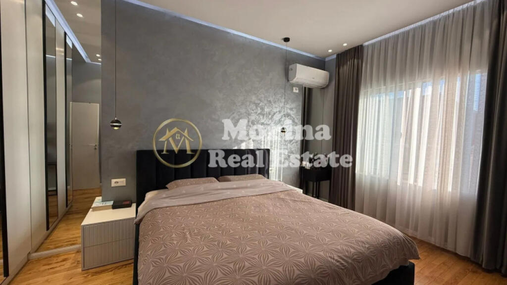 Vendita, Appartamento + Veranda, Attico, Fresku, Prezzo 300000 Euro (Rate)
