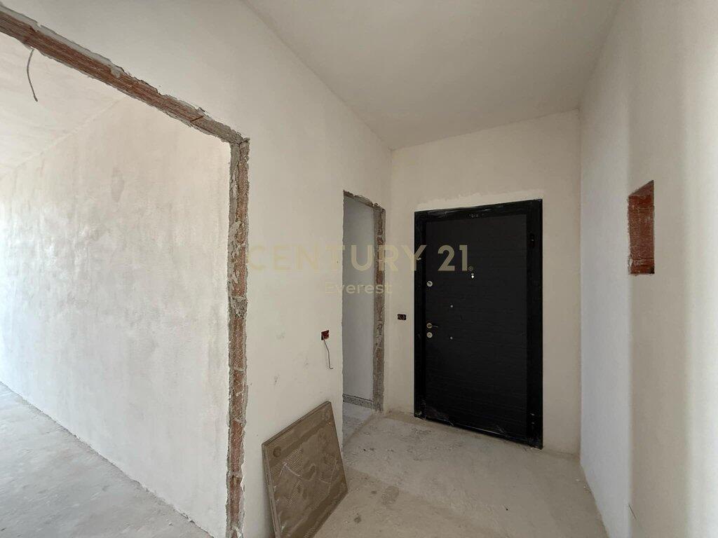 Apartment 3+1+2 + Parking Space for Sale – New Boulevard