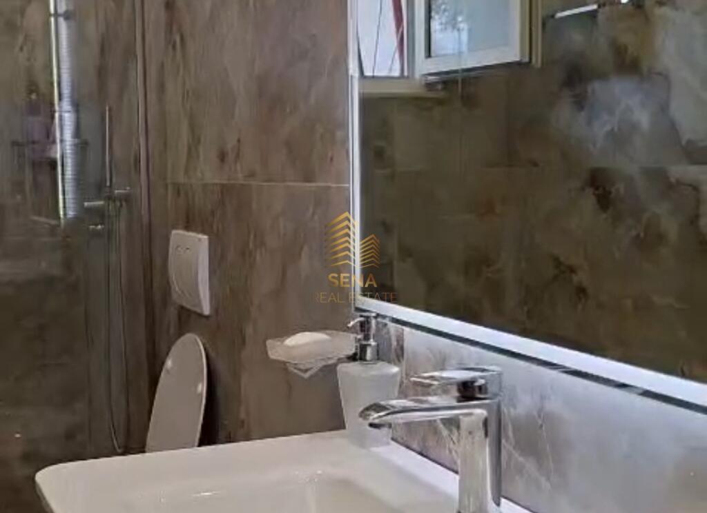 Rent, Private Entrance, 2+1+2wc, Sauk, 800/Month