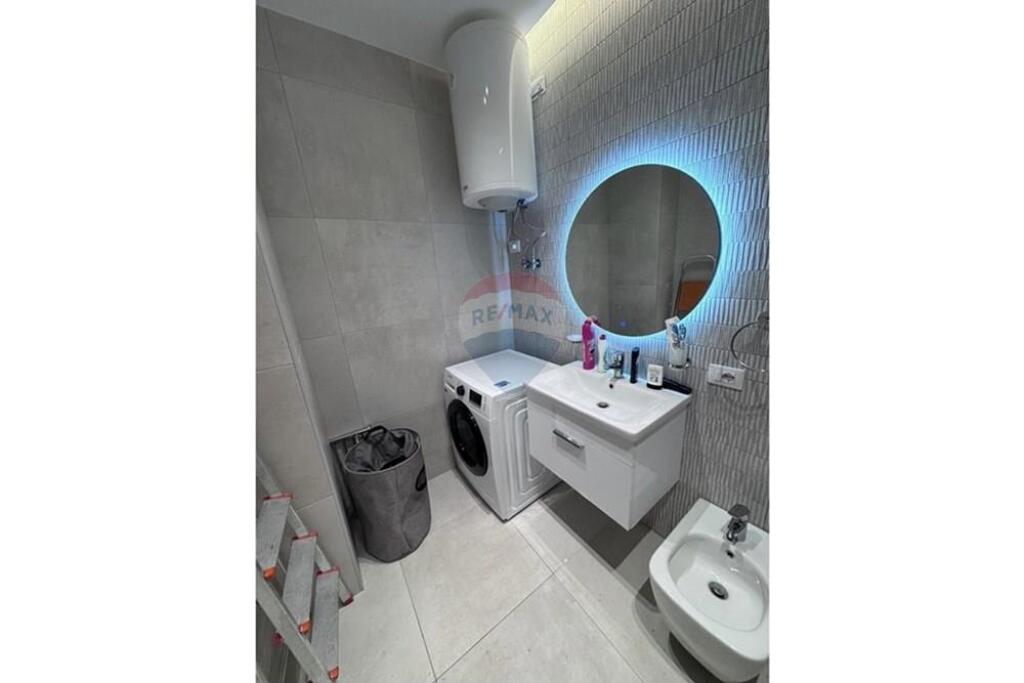 APARTAMENT 2+1+ Post Parkimi PER QIRA Univers City