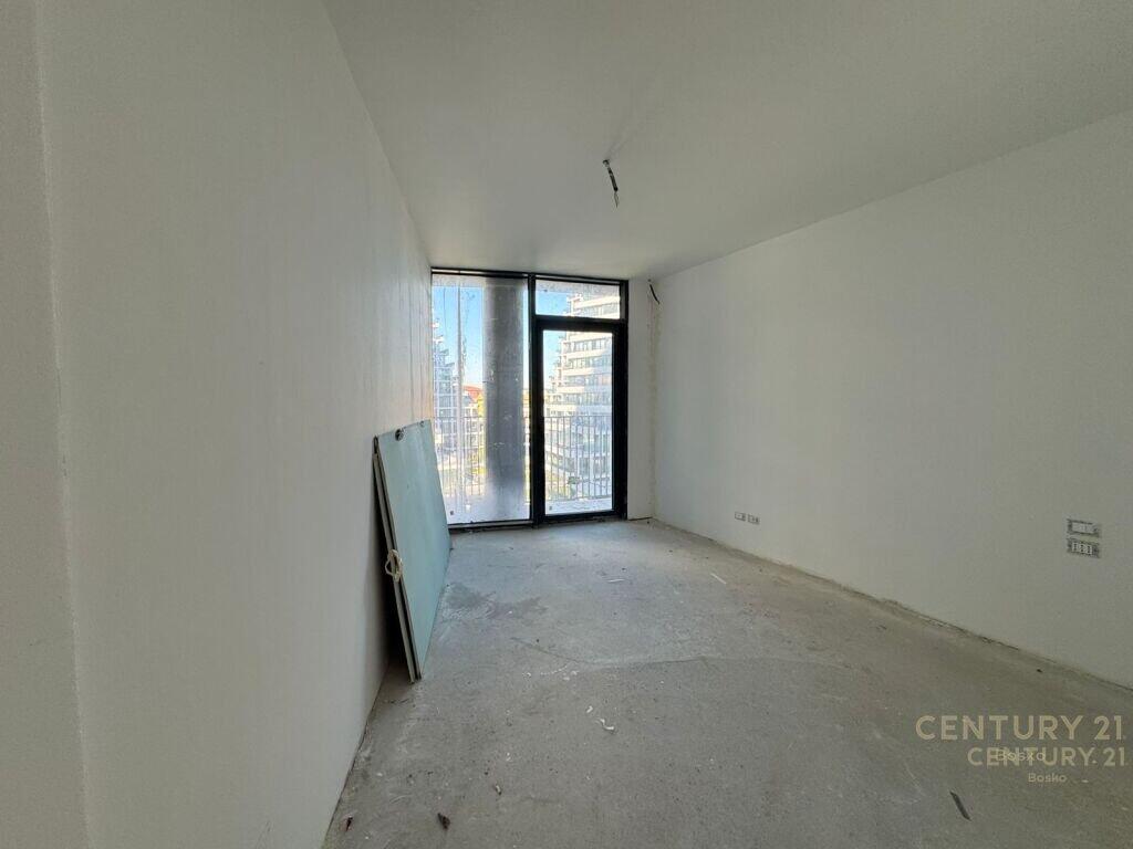 Apartment 3+1+2 for Sale at "Lake View" Residence