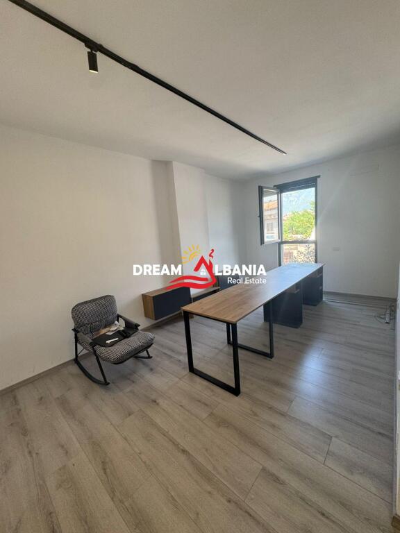 Apartment 1+1 for rent for offices, Berryl (ID 42611327)