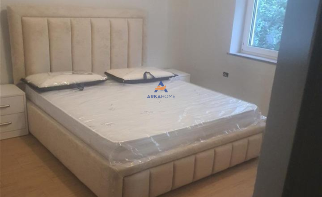 AFFITTASI APPARTAMENTO 2+1 "PIAZZA WILLSON" 70000 LEKE