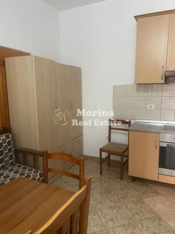 Affitto, Casa Privata 1+1, Via 5 Maji, 300 Euro/Mese