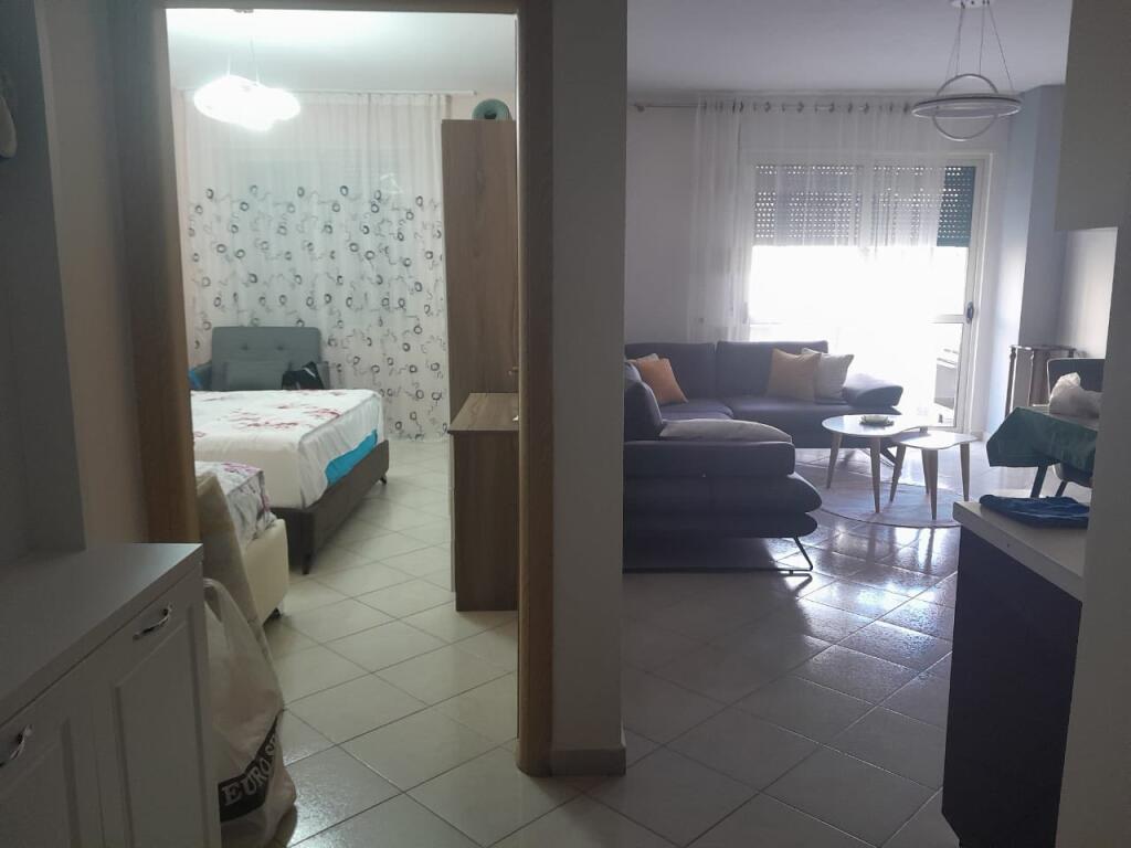 Apartament me Qira  • 1+1 + Ballkon📍Ura Dajlanit Durrës • 400€ neto✅