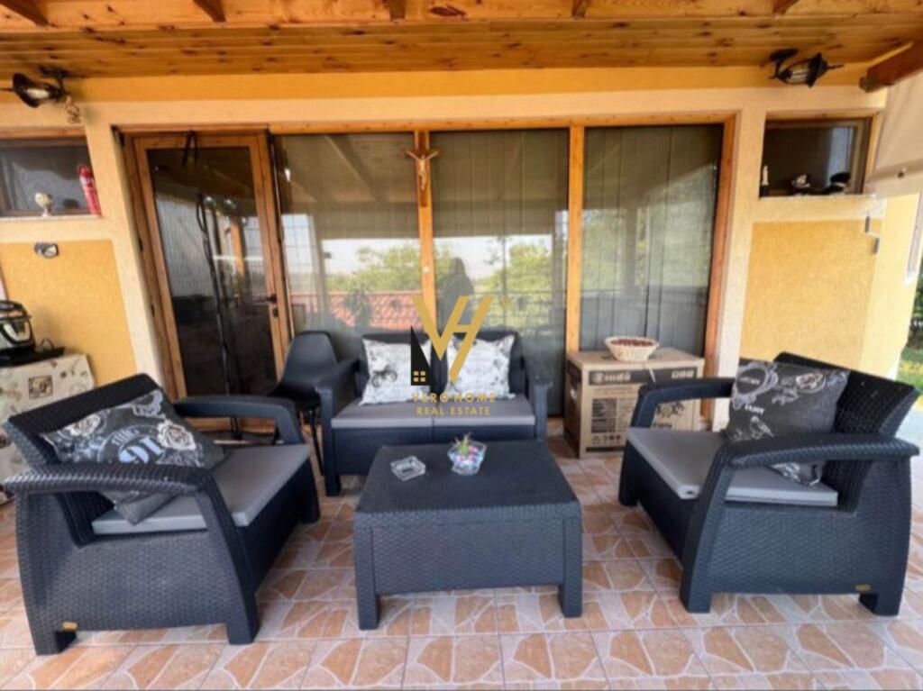 VILLA 3+1+2+BLK IN VENDITA A DAIAS, PETRELE 600.000 EURO