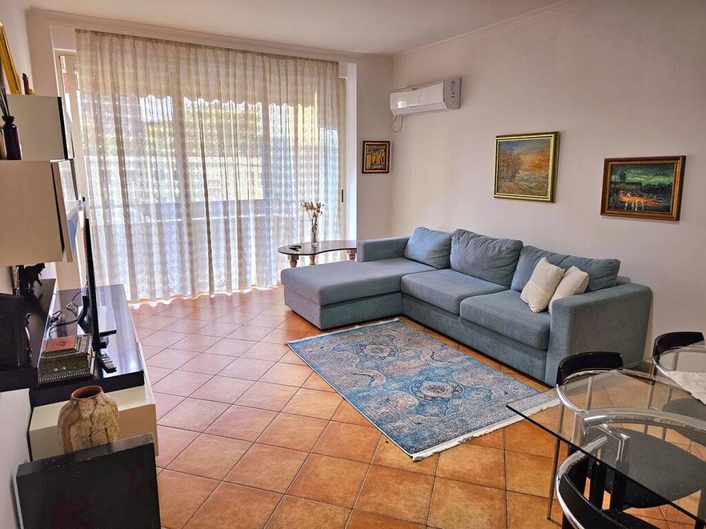 Apartament Per Qira – Pranë Air Albania Stadium (RTSH)