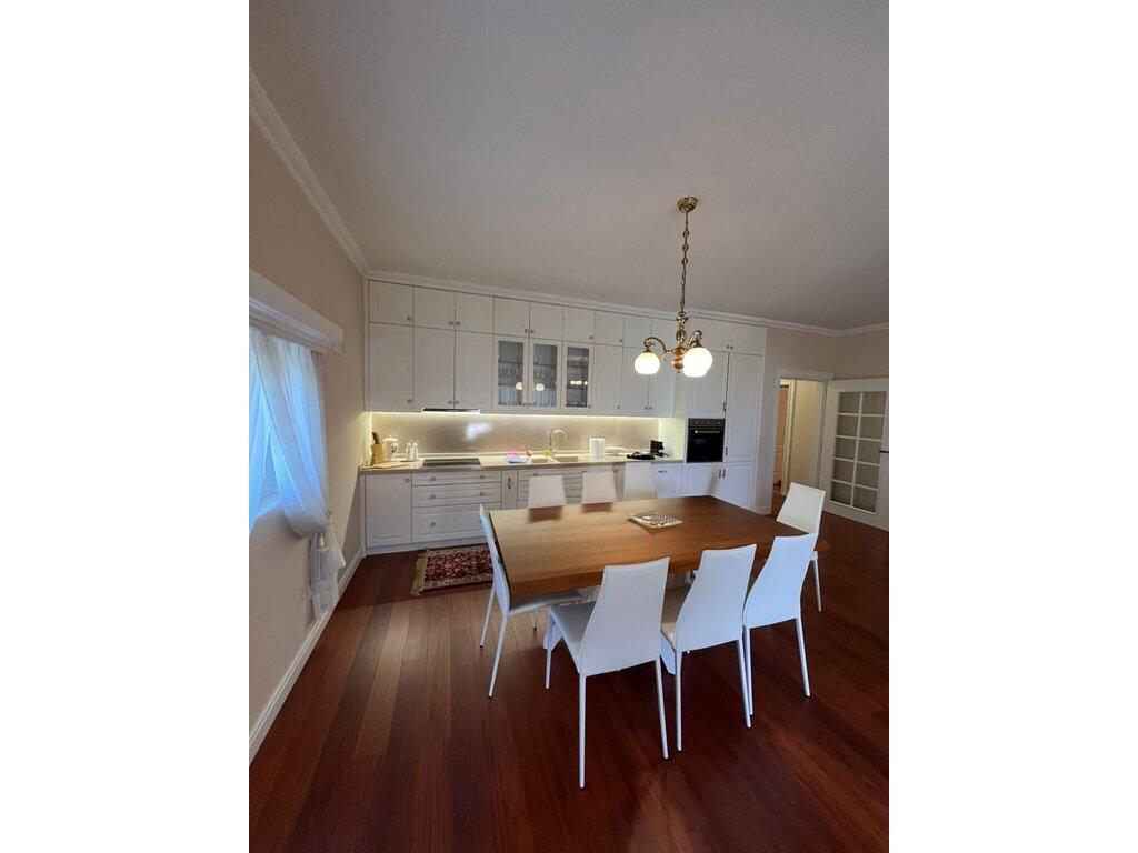 🌿 Modern &amp; Elegant Apartment for Sale – Dry Lake Area | 2 Bedrooms + Private Parking