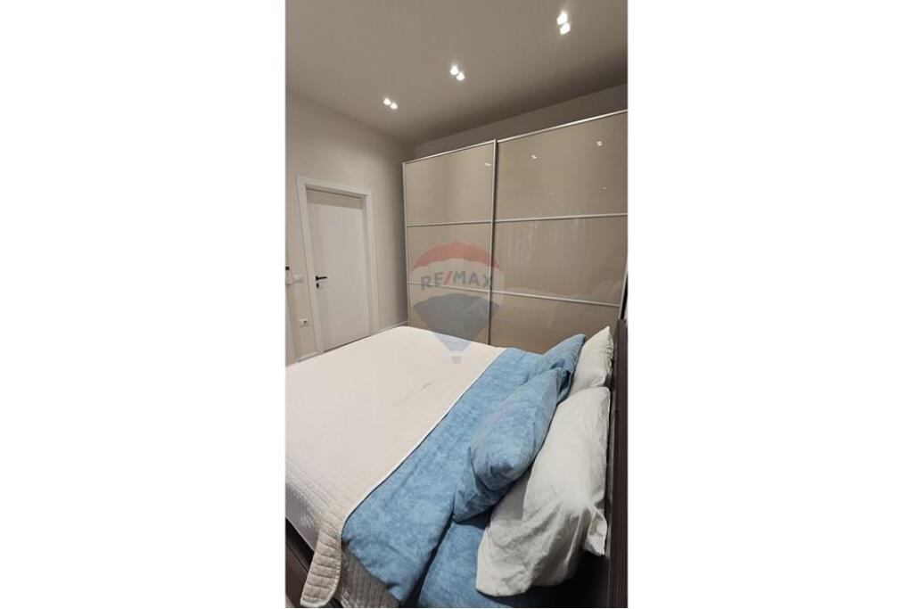 Apartment 3+1+2 for sale.