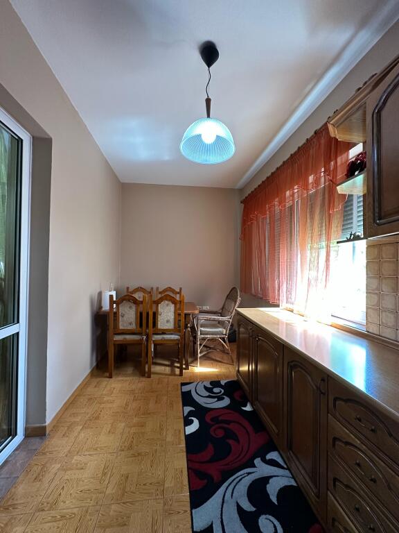 Myslym Shyri Vendesi in vendita Appartamento 2+1+2