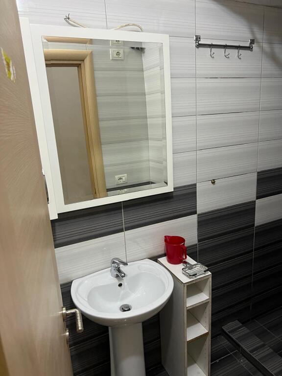 30,000 L apartment for rent