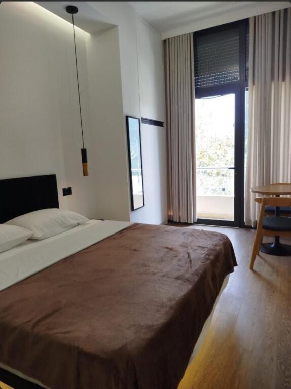 Super Gazonier for Rent in Astir